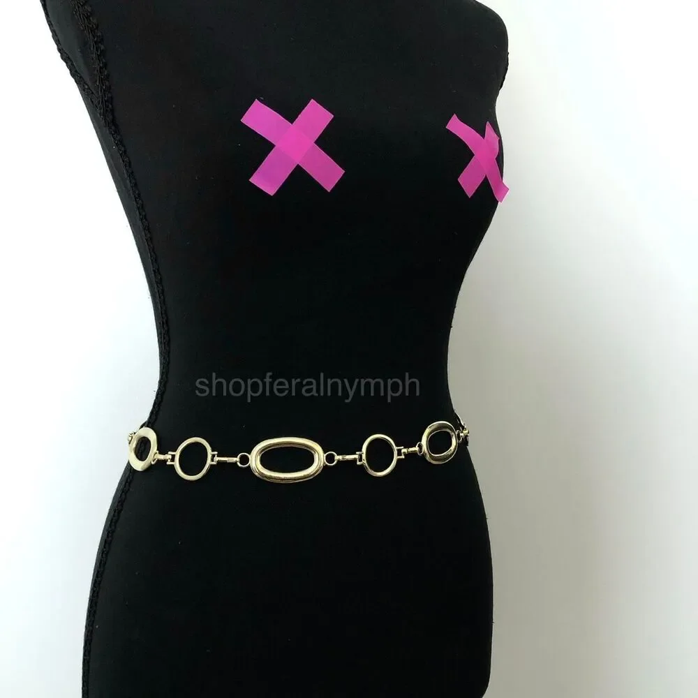 Vintage Y2K Gold-Tone Geometric Link Chain Belt, Fits 28.5–42.5 Inches, X7GA1220